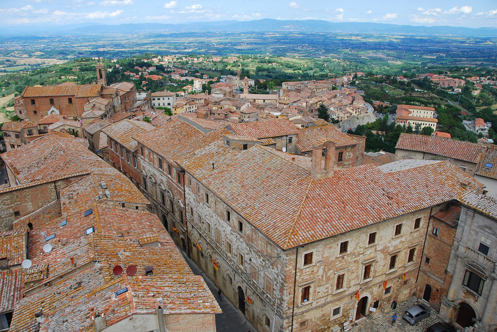 montepulciano town aerial views